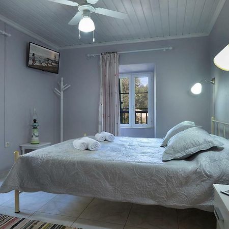 Mikroulis Residence Mastoratika Екстериор снимка