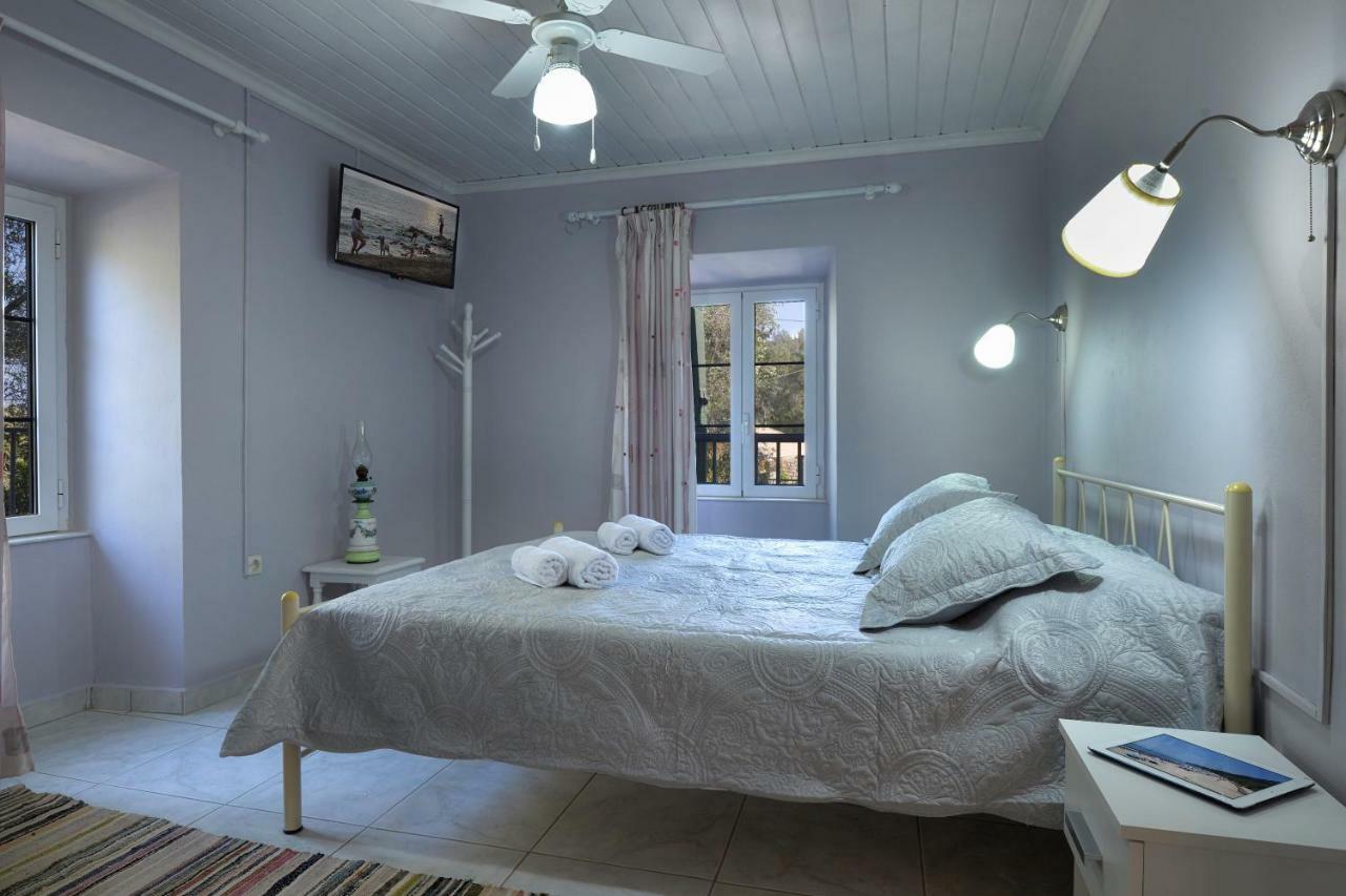 Mikroulis Residence Mastoratika Екстериор снимка